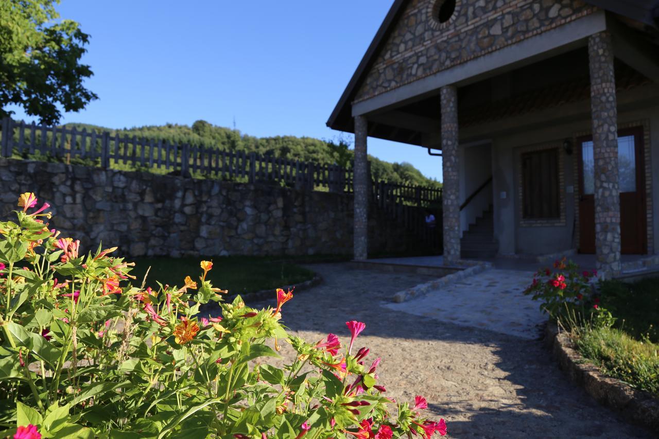 Agriturismo Pirara Sant'Angelo  Extérieur photo